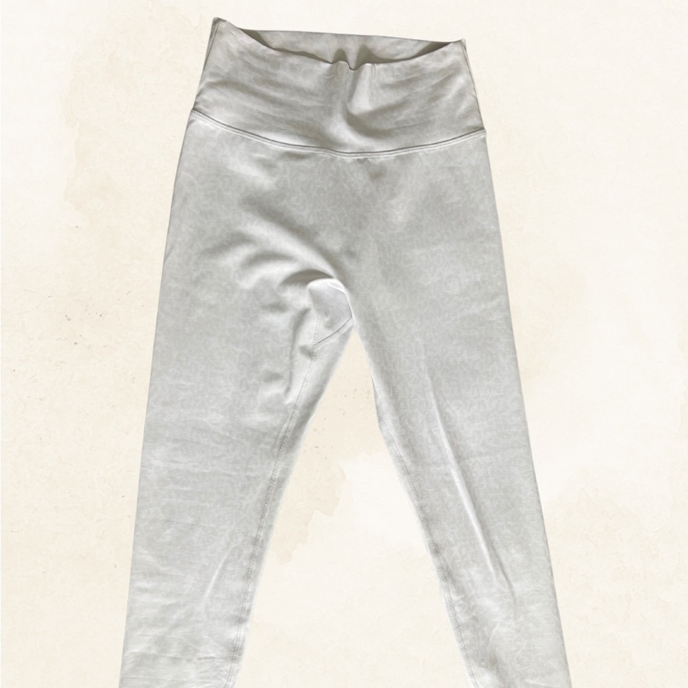 Buffbunny Collection White Leggings